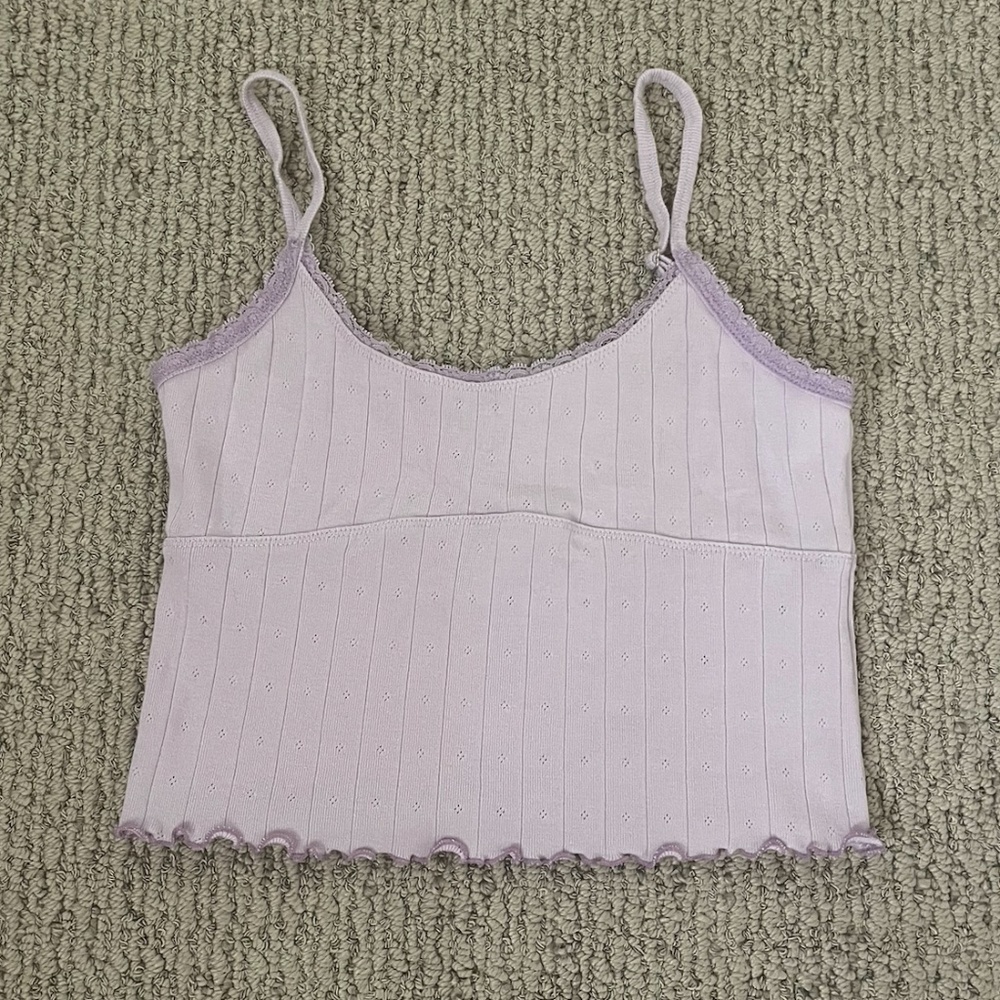 2000s crop tank lace trim